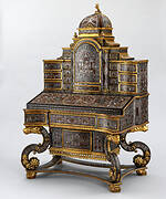 Luxurious Writing Desk